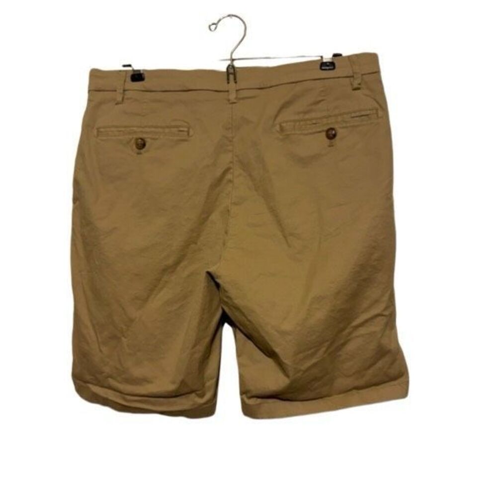 Joseph Abboud Size 34 Tan Shorts